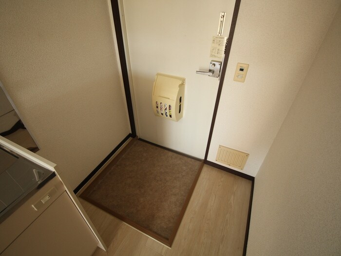 玄関 箕面エレガンス８８