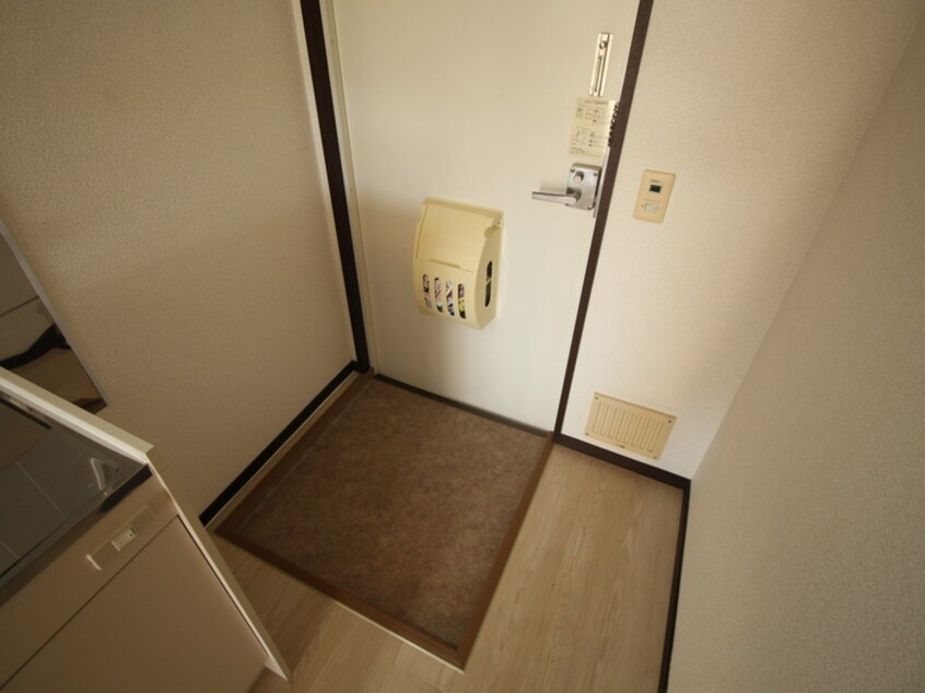 玄関 箕面エレガンス８８