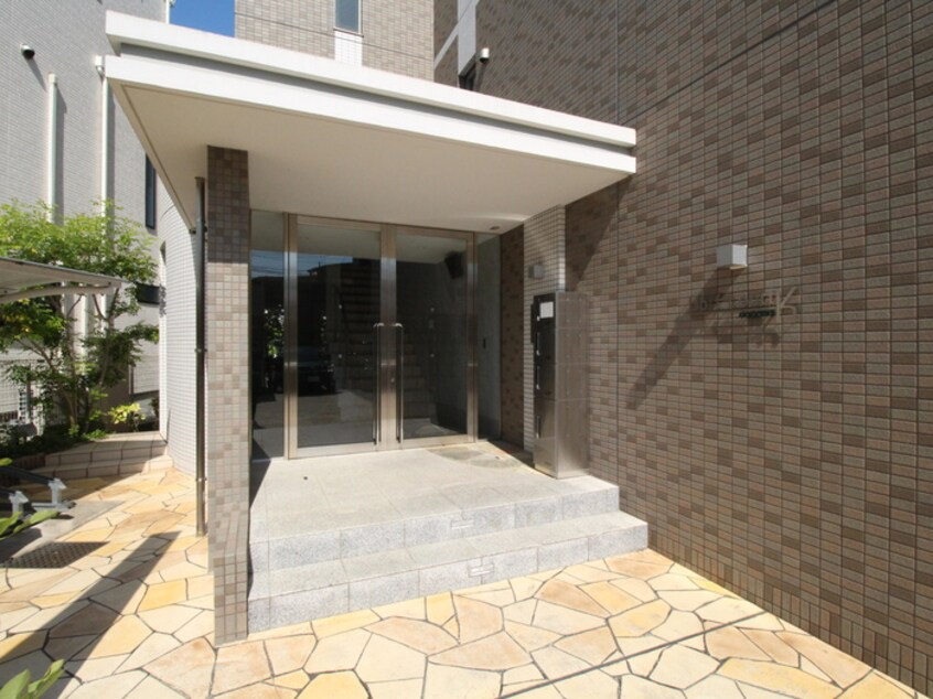 エントランス部分 ドルフコ－トＫ