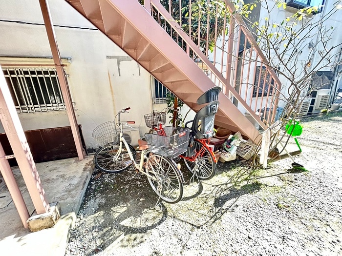 駐輪場 日野上ハイツ