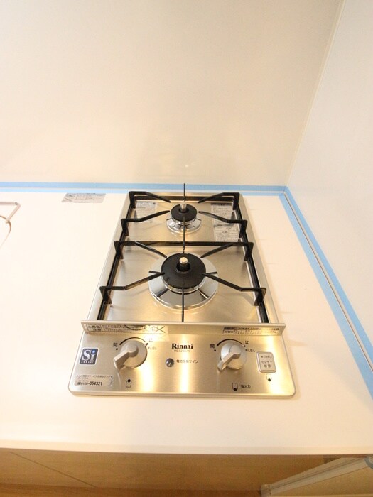 キッチン ﾚｵﾝｺﾝﾌｫｰﾄ大阪ﾄﾞｰﾑｼﾃｨ（301）