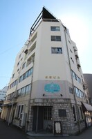 光信ビルの外観