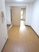 居室 エルミタ－ジュ