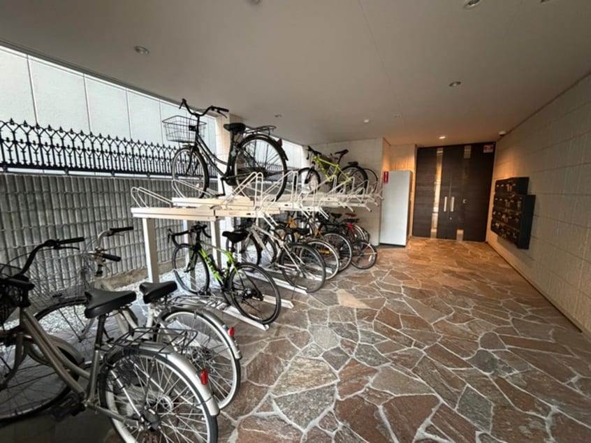 駐輪場 コウベアーバン