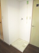 洗濯機置場 エクラ山科