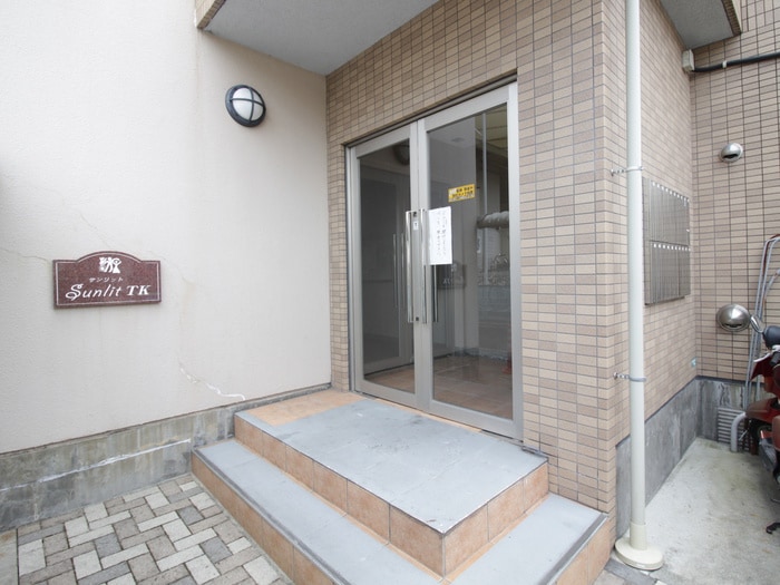 エントランス部分 サンリットＴＫ