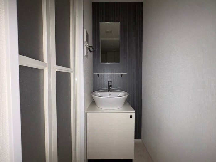 洗面 ｴｽﾘｰﾄﾞ神戸兵庫駅ｱｸｱｳﾞｨﾗ(213)