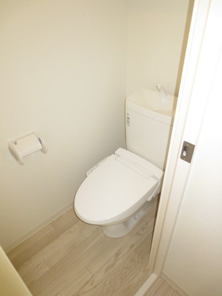 トイレ アークリード大津