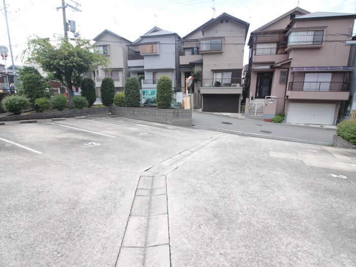 駐車場 東石切ベルメゾン酒井