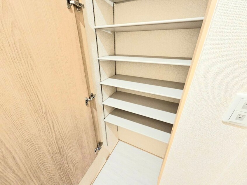 靴箱 ラフィーネ丹波橋