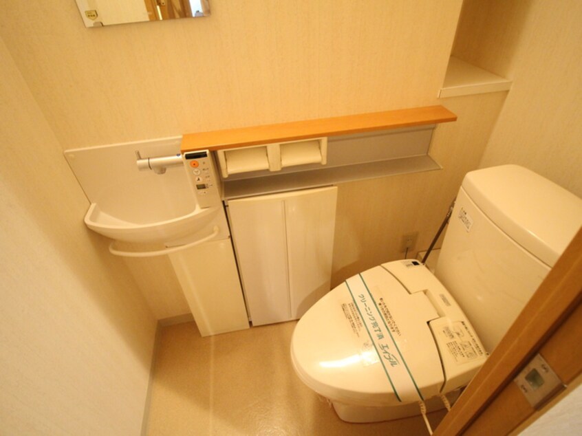 トイレ ﾒｿﾞﾝﾄﾞ-ﾙ･ﾌｪﾆｼｽ堺（403）