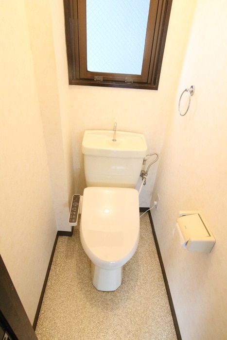 トイレ ファミ－ルＫ＆Ｍ