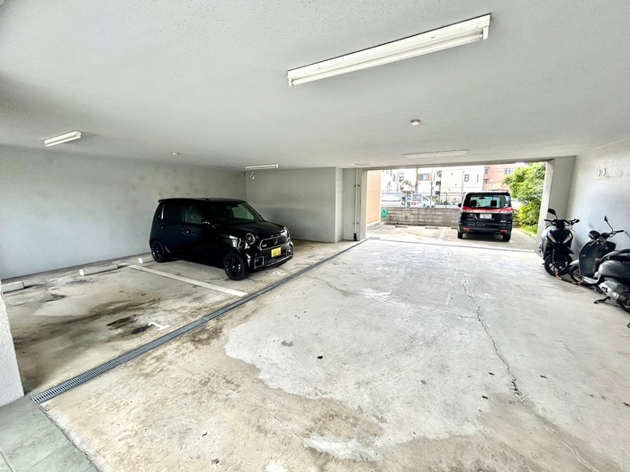 駐車場 グランディル登和