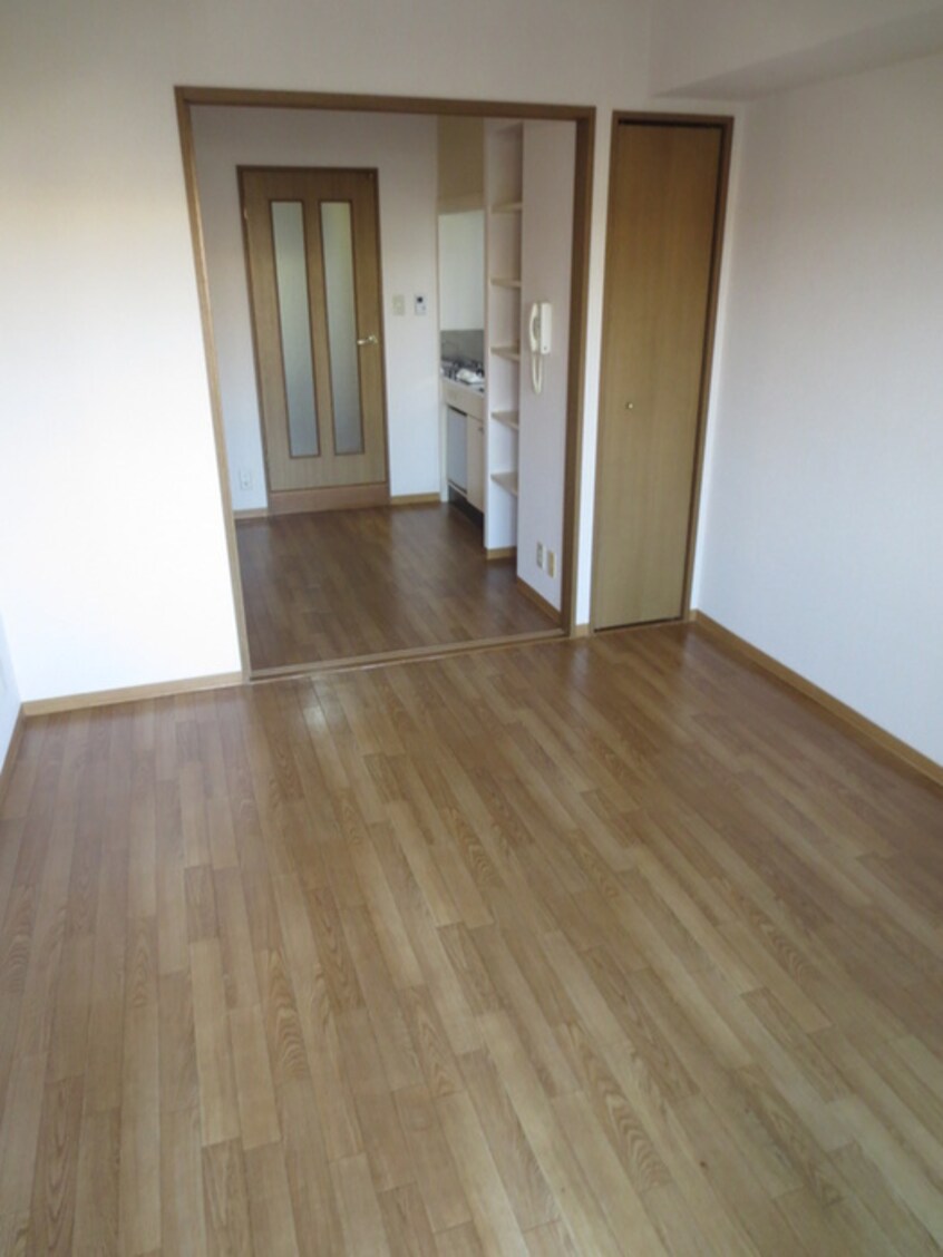 居室 グランディル登和