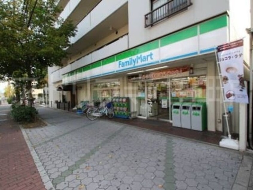 ファミリーマート針中野二丁目店(コンビニ)まで180m グランピース駒川