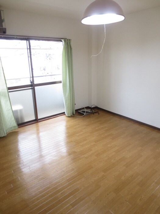 居室 ジョイフル野里