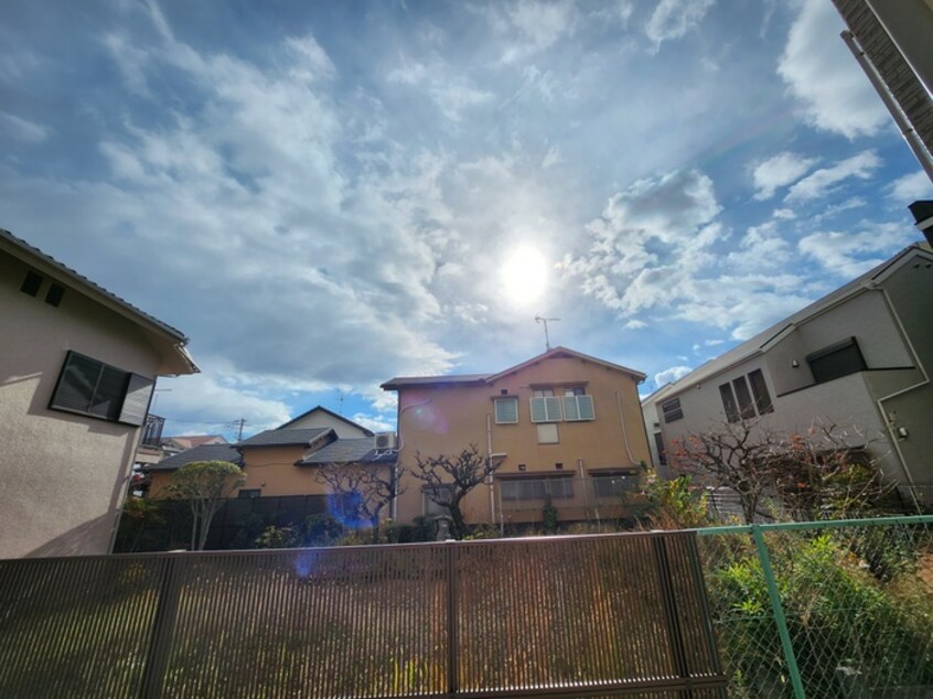 室内からの展望 アート茨木