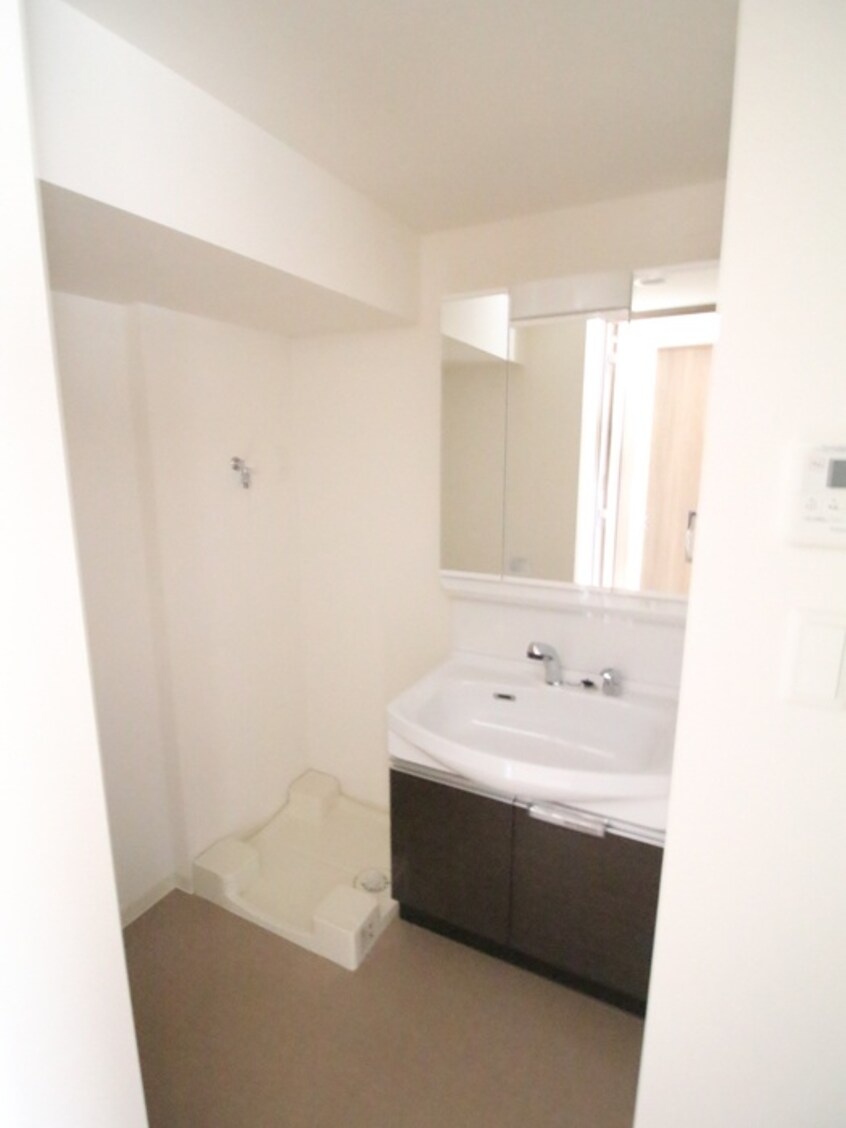 洗面 プレサンスTHE神戸(1008)