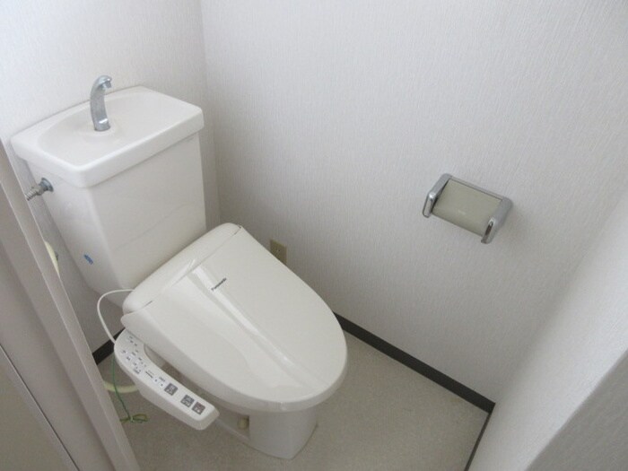 トイレ プリシ－ド魚崎