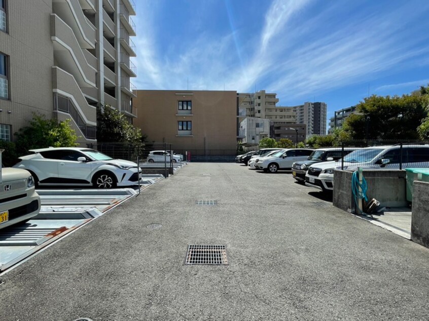 駐車場 パークナードフィットなかもず