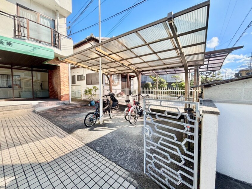 駐輪場 レディ－ス金剛