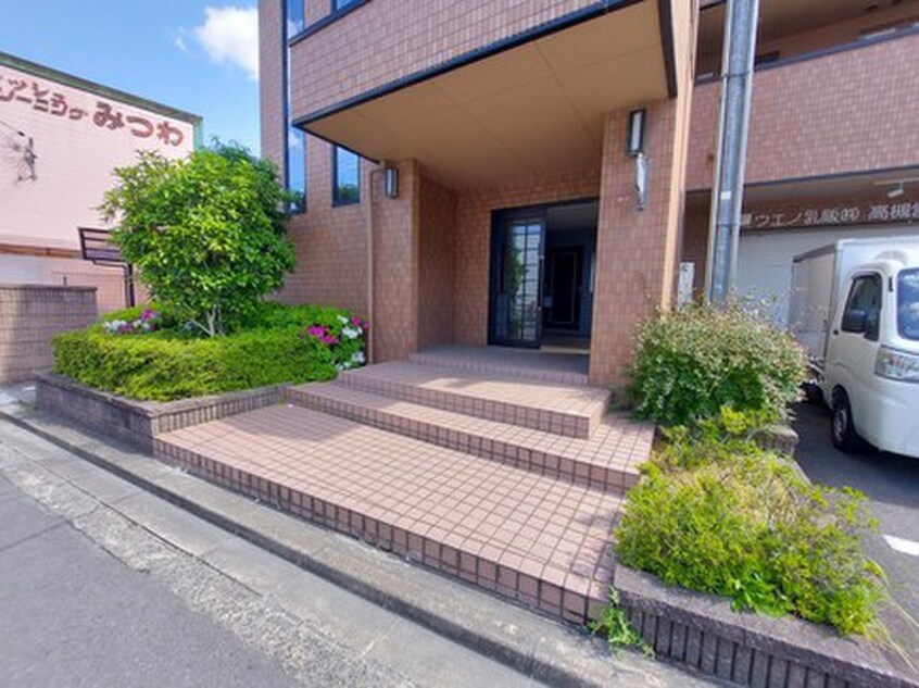 エントランス部分 ファミール５号館