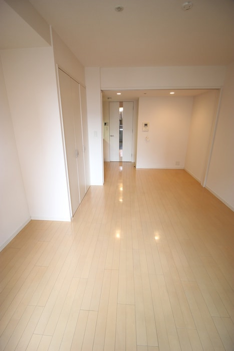 居室 ポ－トヴィラ靱公園