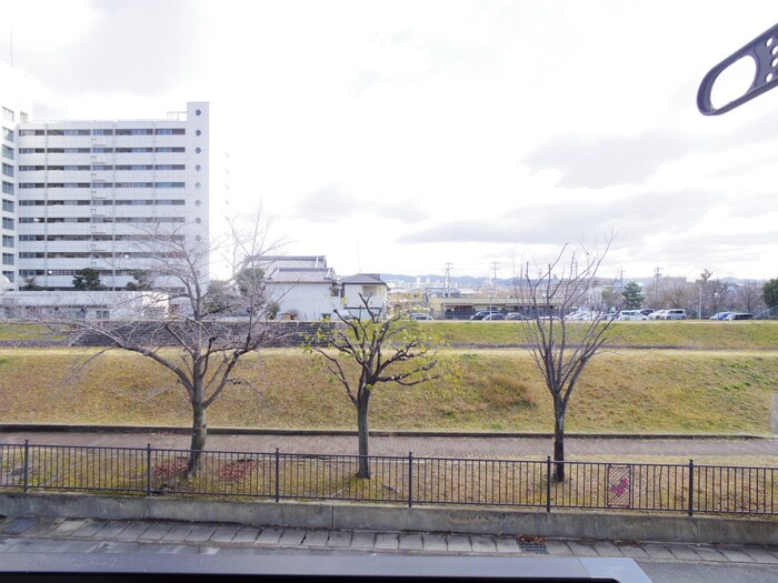 室内からの展望 セピアコ－ト