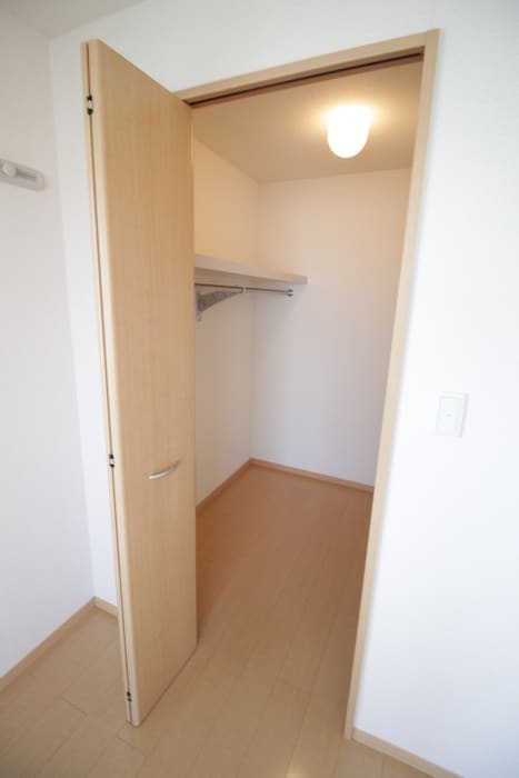 収納 グリ－ンコ－ト初芝Ｄ