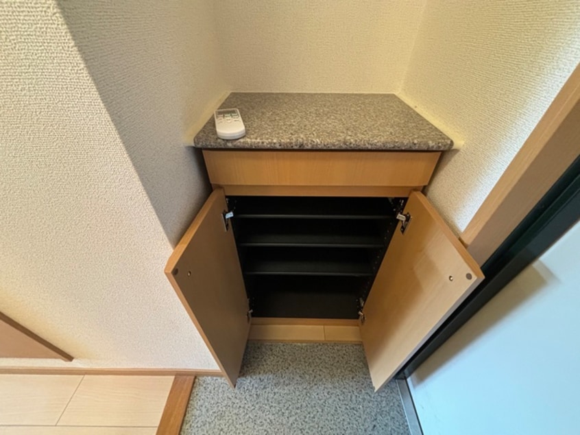 靴箱 ジュネス山之内