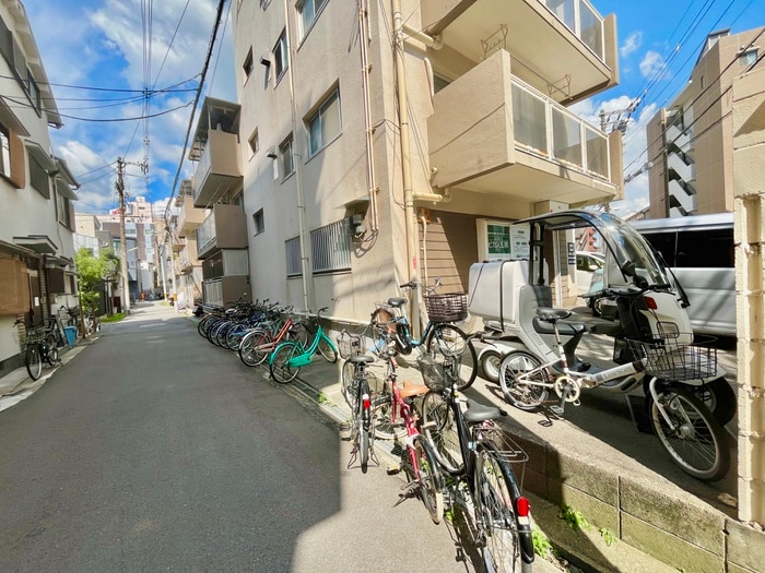 駐輪場 エルパラッツォ京橋