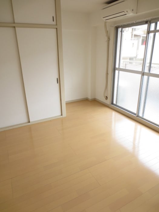 居室 エルパラッツォ京橋