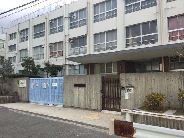 清水丘小学校(小学校)まで170m Clashist清水丘West