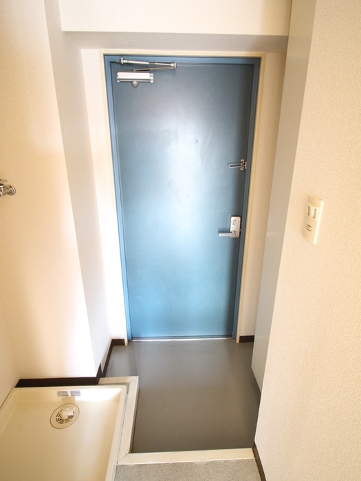 玄関 カ－サ・ソラッツォ