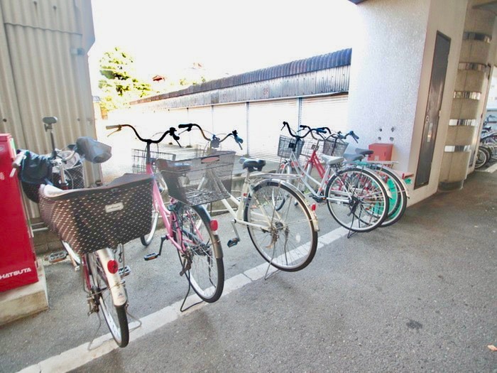駐輪場 タケダビル９５