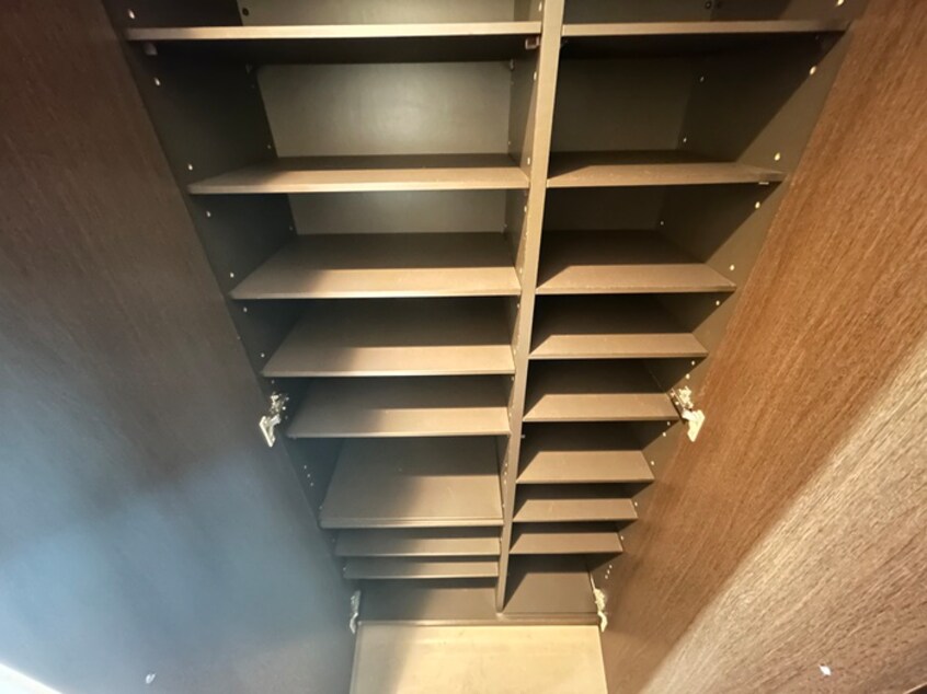 靴箱 タケダビル９５