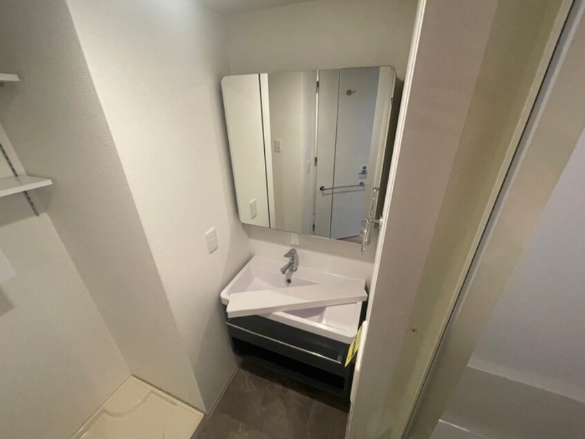 洗面 セレニテ兵庫エクラ