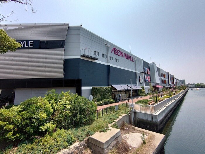 イオン神戸南(ショッピングセンター/アウトレットモール)まで1000m セレニテ兵庫エクラ