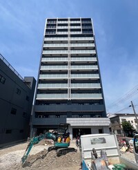 ﾌﾟﾚｻﾝｽ深江橋ﾗｳﾞｨｹﾞｰﾄ(703)