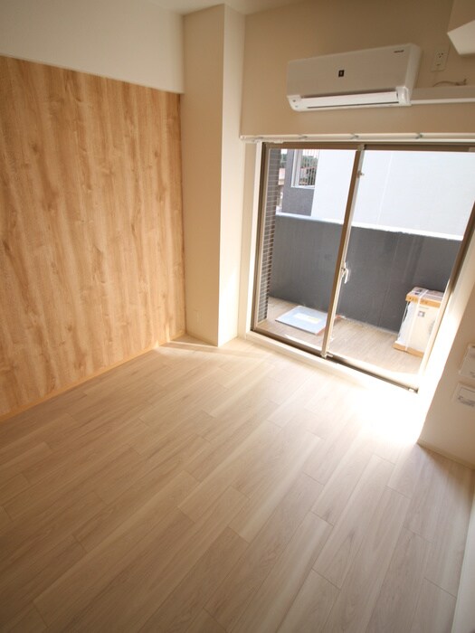 居室 ﾌﾟﾚｻﾝｽ東三国駅前ｸﾞﾗﾝｸﾗｽ(410)