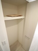 収納 ﾌﾟﾚｻﾝｽ東三国駅前ｸﾞﾗﾝｸﾗｽ(410)