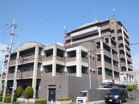 エスクドーム