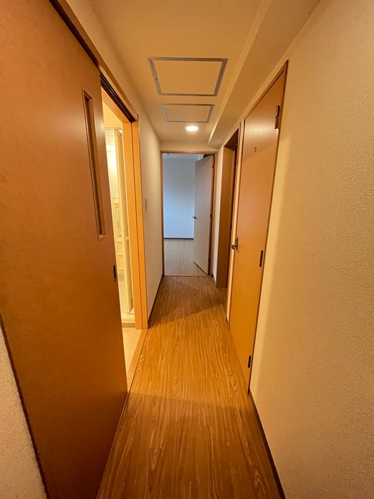 玄関 ジュネス木駒