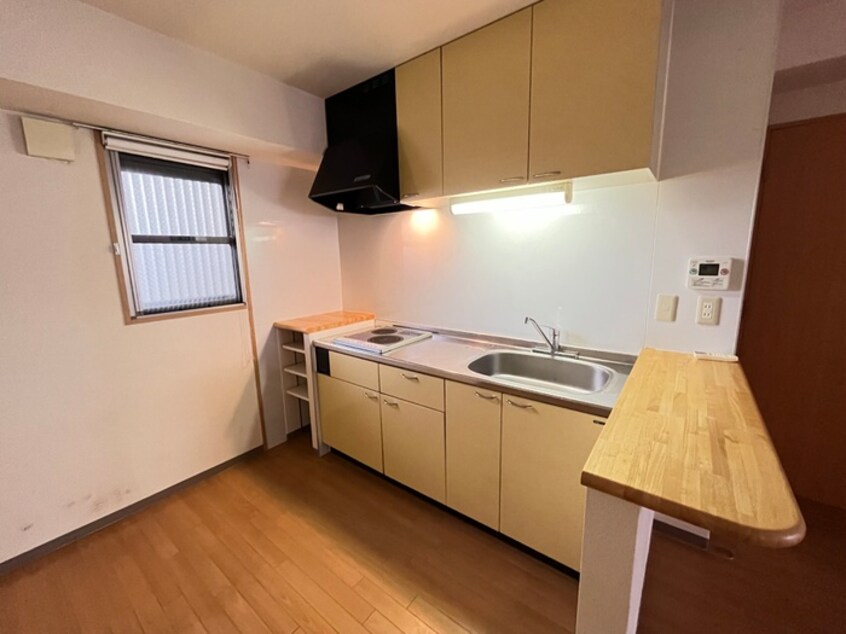 キッチン ジュネス木駒