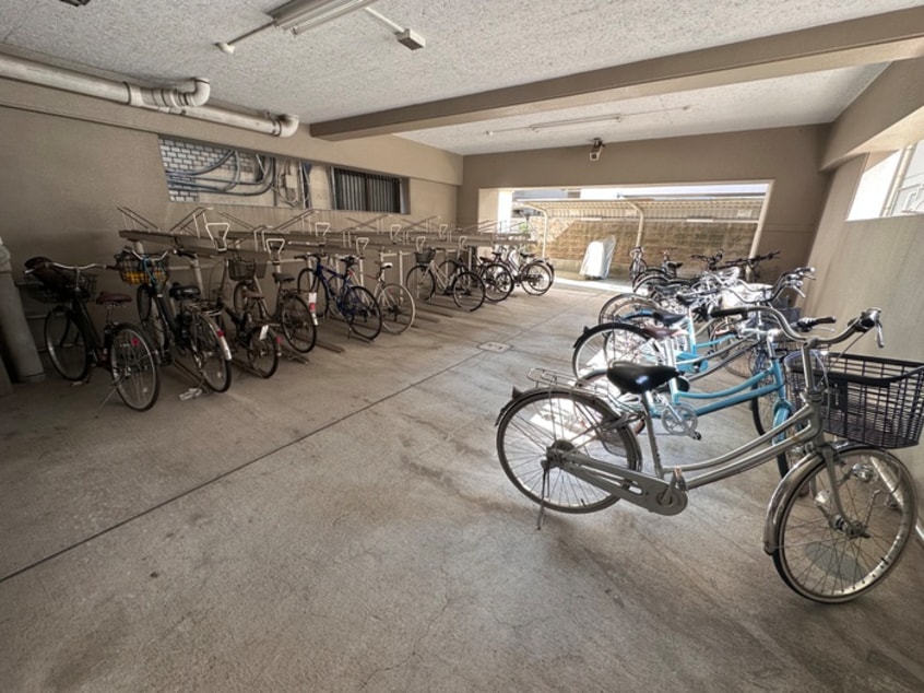 駐輪場 フォレシティ肥後橋