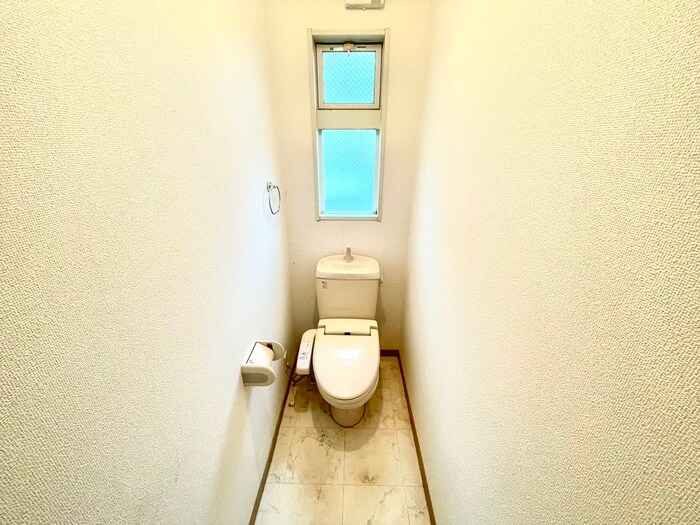 トイレ キャトルレ－ヴ芦屋Ｅ棟