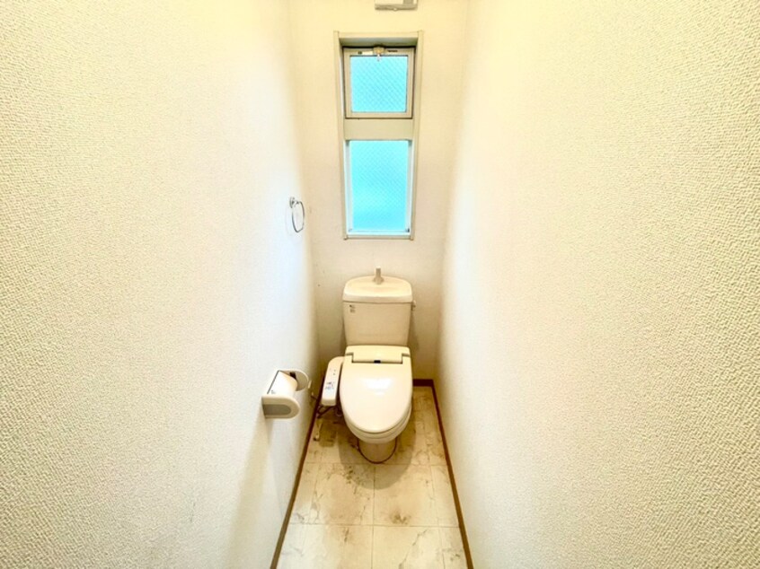 トイレ キャトルレ－ヴ芦屋Ｅ棟