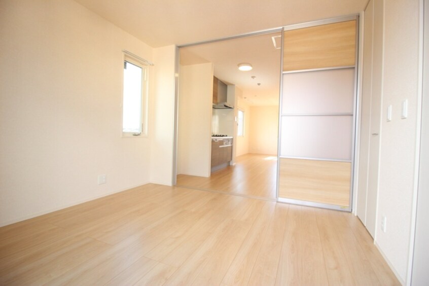 居室 グレイス嵯峨