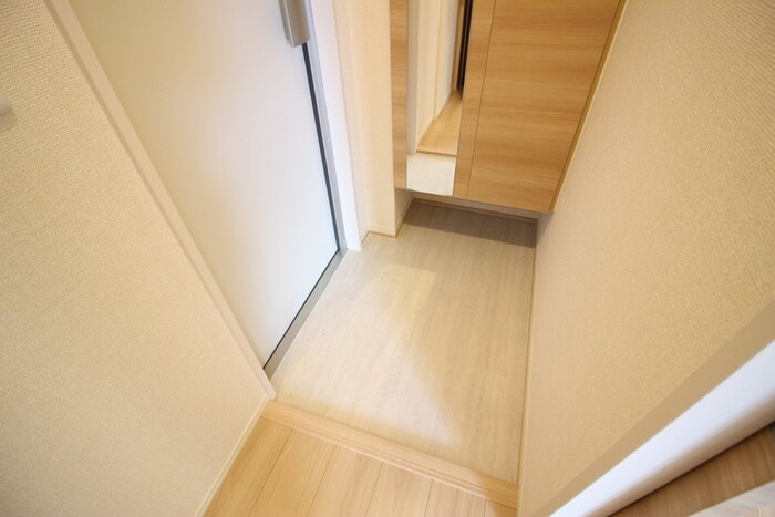 玄関 グレイス嵯峨