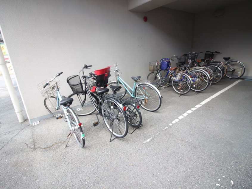 駐輪場 ローズコーポ新大阪６(1304)